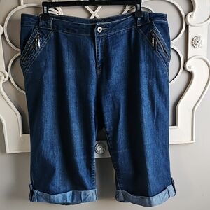 Stylish Denim Bermuda Shorts